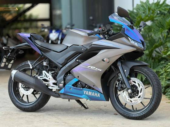YAMAHA YZF R15 